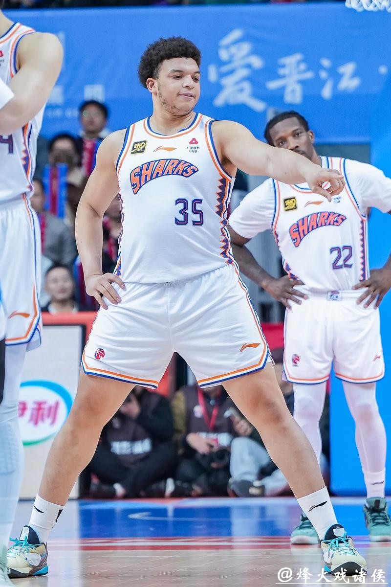 新民体育丨这件事,上海男篮就是做不好? 新民体育丨这件事,上海男篮就是做不好?