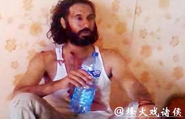 15年卡扎菲四子被关监狱,俄罗斯探视录像:脸色憔悴,明显被殴打 15年卡扎菲四子被关监狱,俄罗斯探视录像:脸色憔悴,明显被殴打